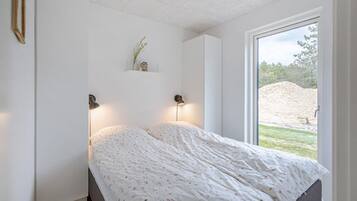 2 bedrooms, free WiFi