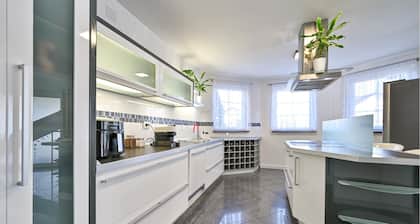 2 bedroom amazing home in Bjelovar