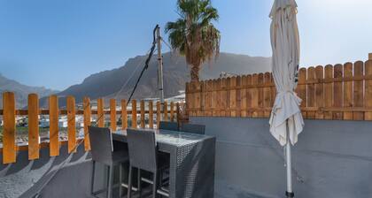 Vacation Home 'La Casa De Yakelin' with Mountain View, Private Terrace and Wi-Fi