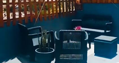 Vacation Home 'La Casa De Yakelin' with Private Terrace and Wi-Fi