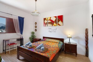 3 bedrooms, iron/ironing board, free WiFi, bed sheets - Vacation Home 'La Casa De Yakelin' with Mountain View, Private Terrace and Wi-Fi (LA ALDEA DE SAN NICOLAS)