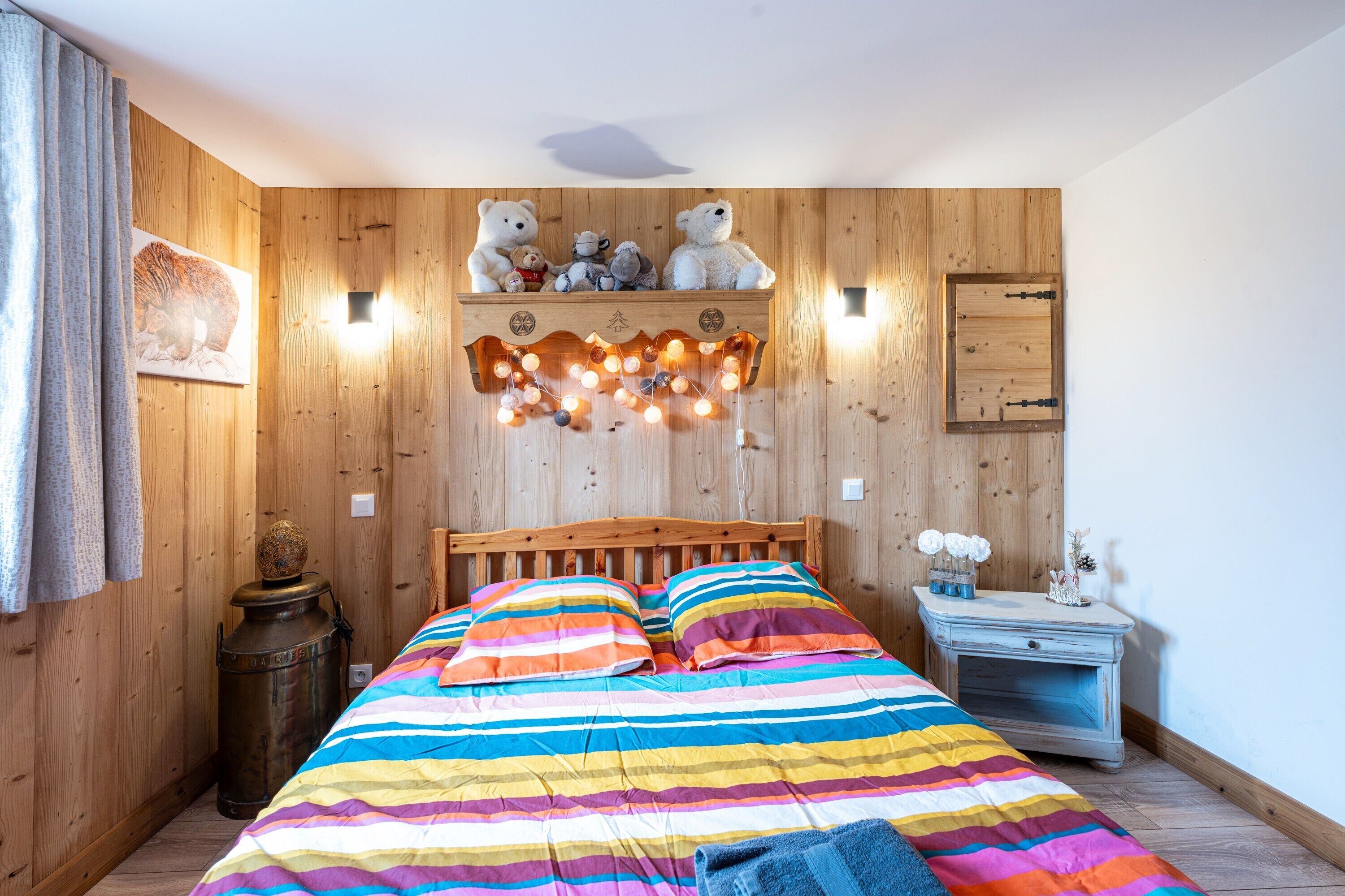 3 slaapkamers, een strijkplank/strijkijzer, gratis wifi, beddengoed