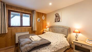 3 camere, ferro/asse da stiro, Wi-Fi gratuito