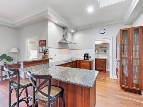 Stylish, comfortable and well located home