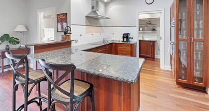 Stylish, comfortable and well located home