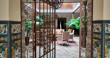 Room 'Doble Superior - Los Gigantes' with Shared Pool, Wi-Fi and Air Conditioning