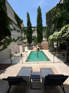 Pool - Room 'Doble Superior - Los Gigantes' with Shared Pool, Wi-Fi and Air Conditioning (Consuegra)