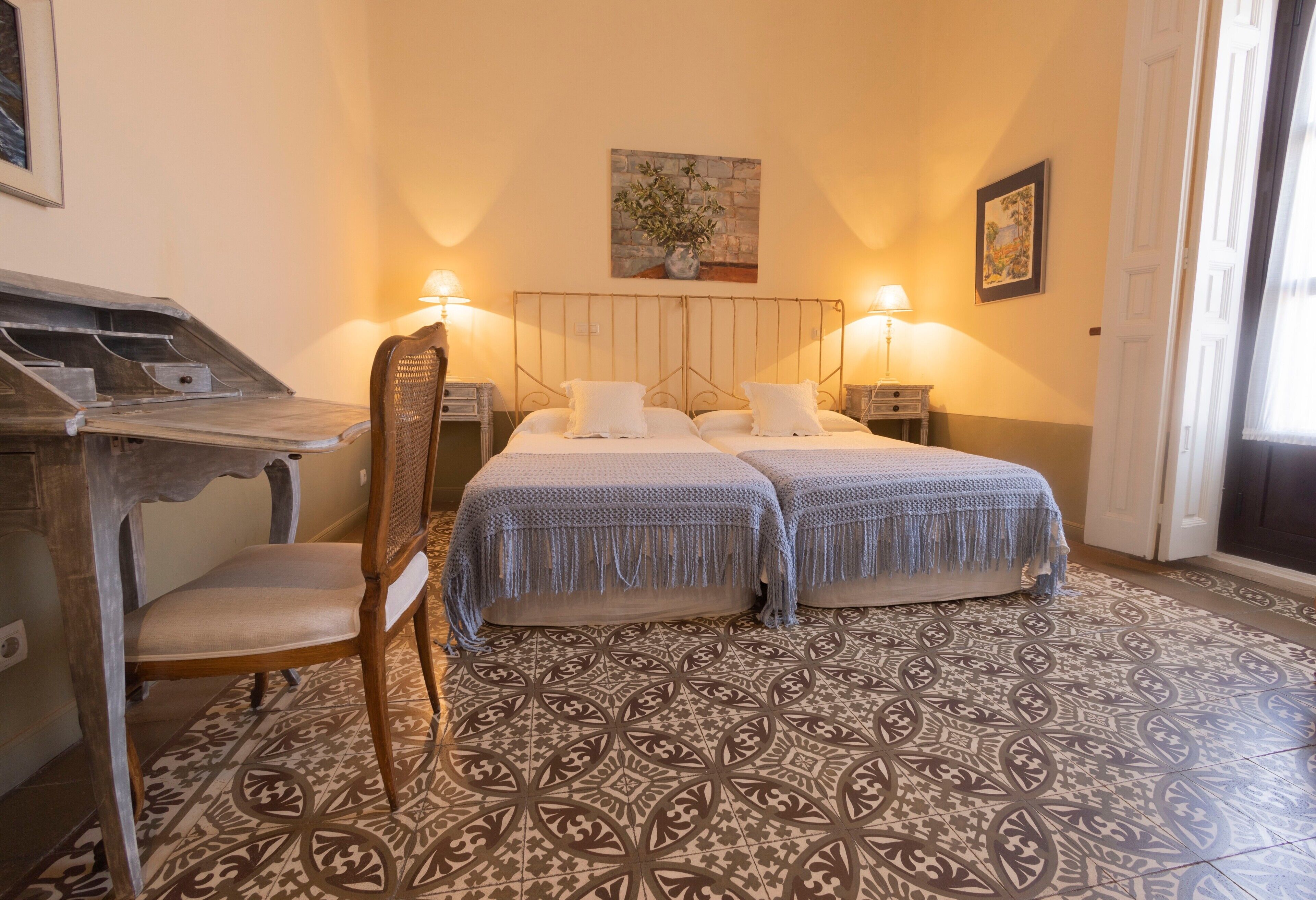 1 camera, Wi-Fi gratuito, lenzuola