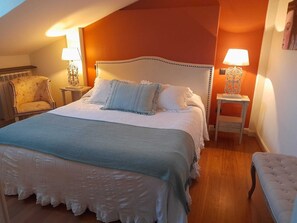 1 bedroom, free WiFi, bed sheets - Room 'Doble Especial - Los Cipreses' with Shared Pool, Wi-Fi and Air Conditioning (Consuegra)