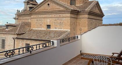 Superior Studio 'Biblioteca' with Terrace, Wi-Fi and Air Conditioning