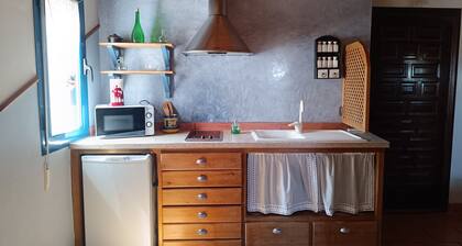 'Campanario' Studio, Wi-Fi and Air Conditioning