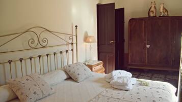 1 camera, Wi-Fi gratuito, lenzuola