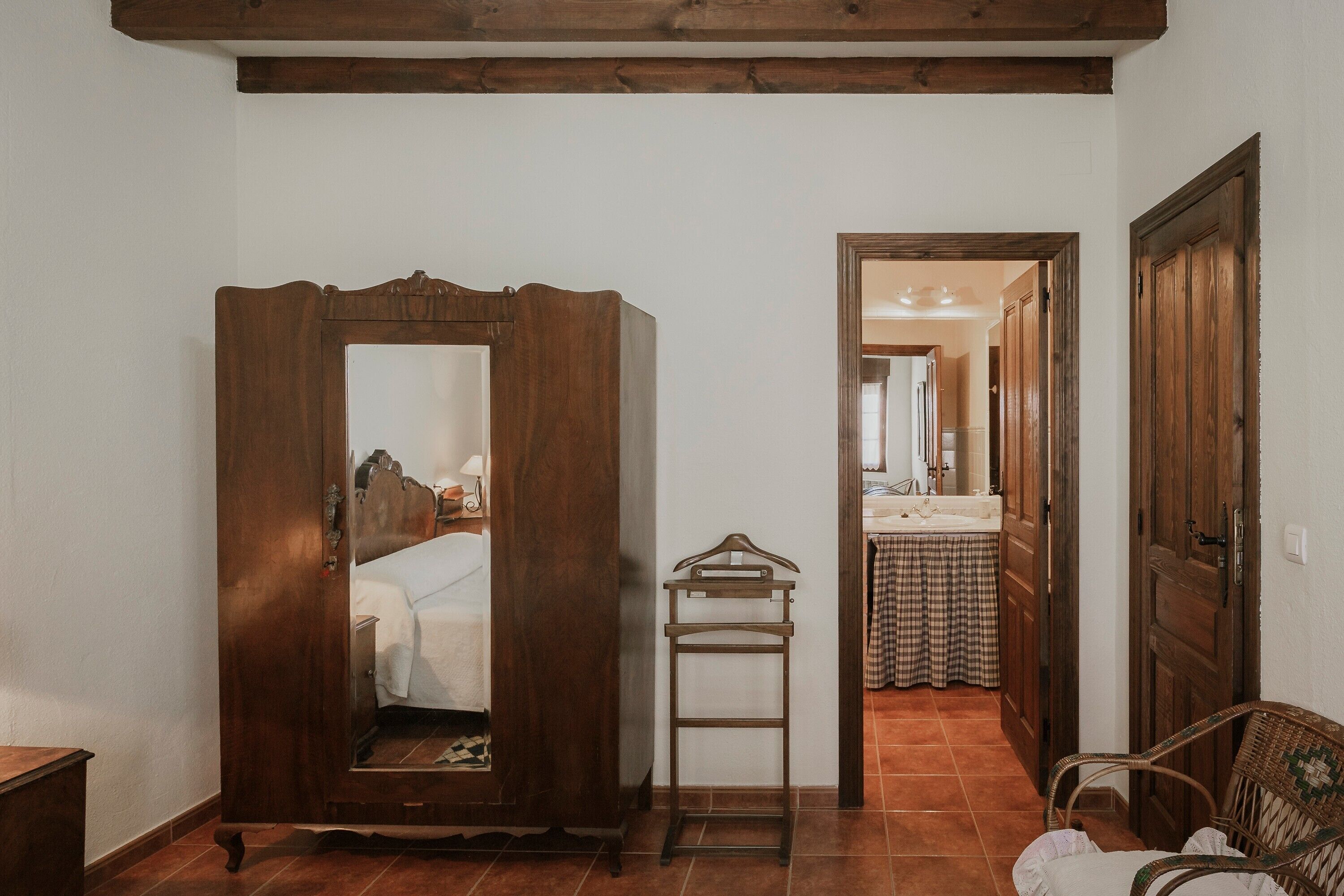 3 chambres, fer et planche à repasser, draps fournis