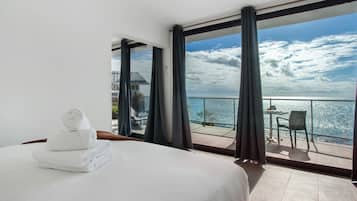 1 slaapkamer, een strijkplank/strijkijzer, gratis wifi, beddengoed