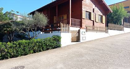 Apartment 'Fuente Vilda' with Private Terrace, Private Garden and Air Conditioning