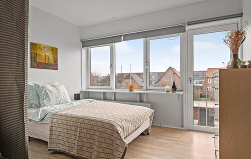 Nice apartment in Esbjerg with WiFi