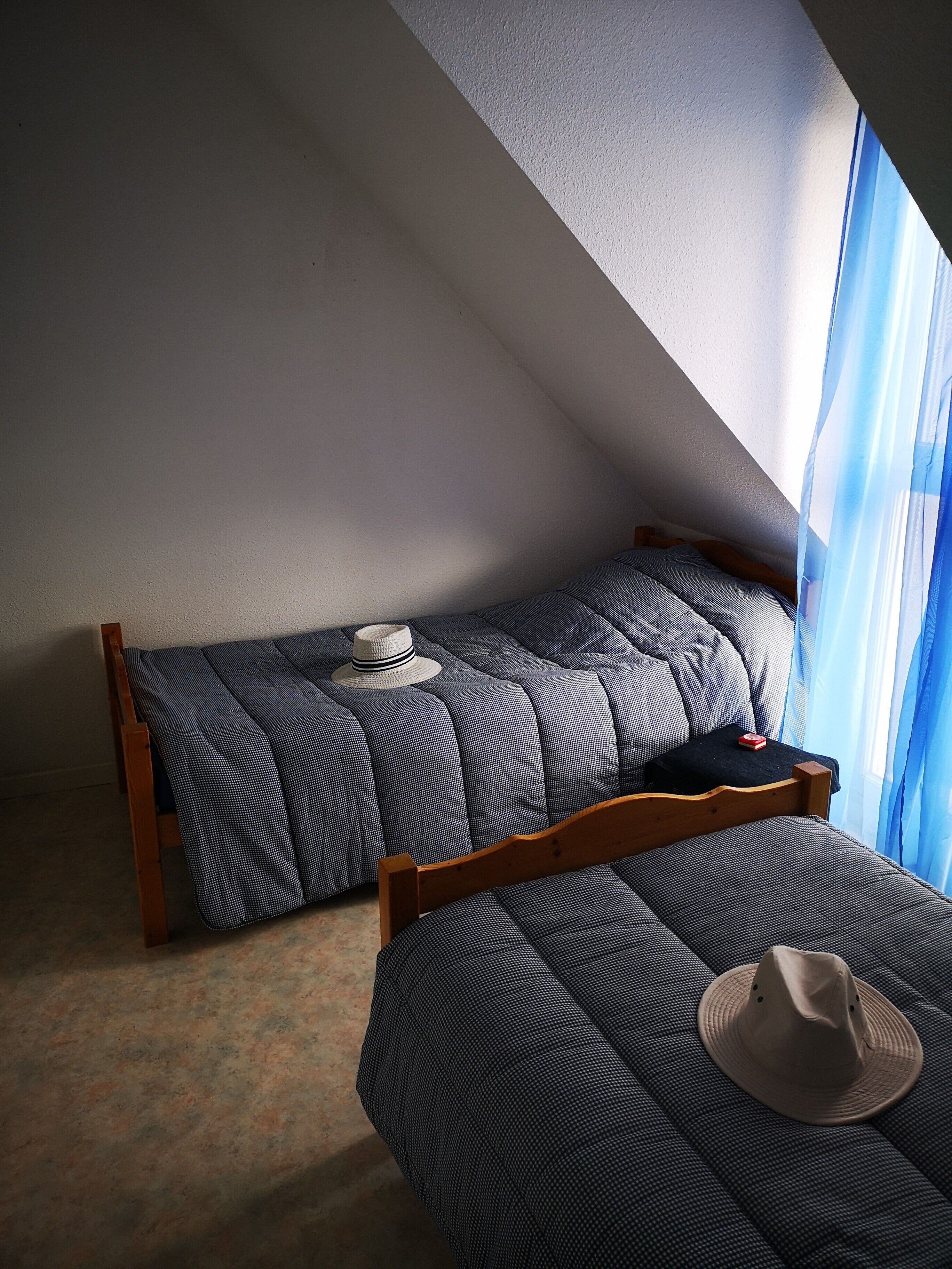 3 chambres, fer et planche à repasser, Wi-Fi gratuit, draps fournis