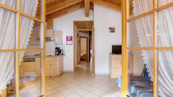 Kühlschrank, Herdplatte, Geschirrspüler