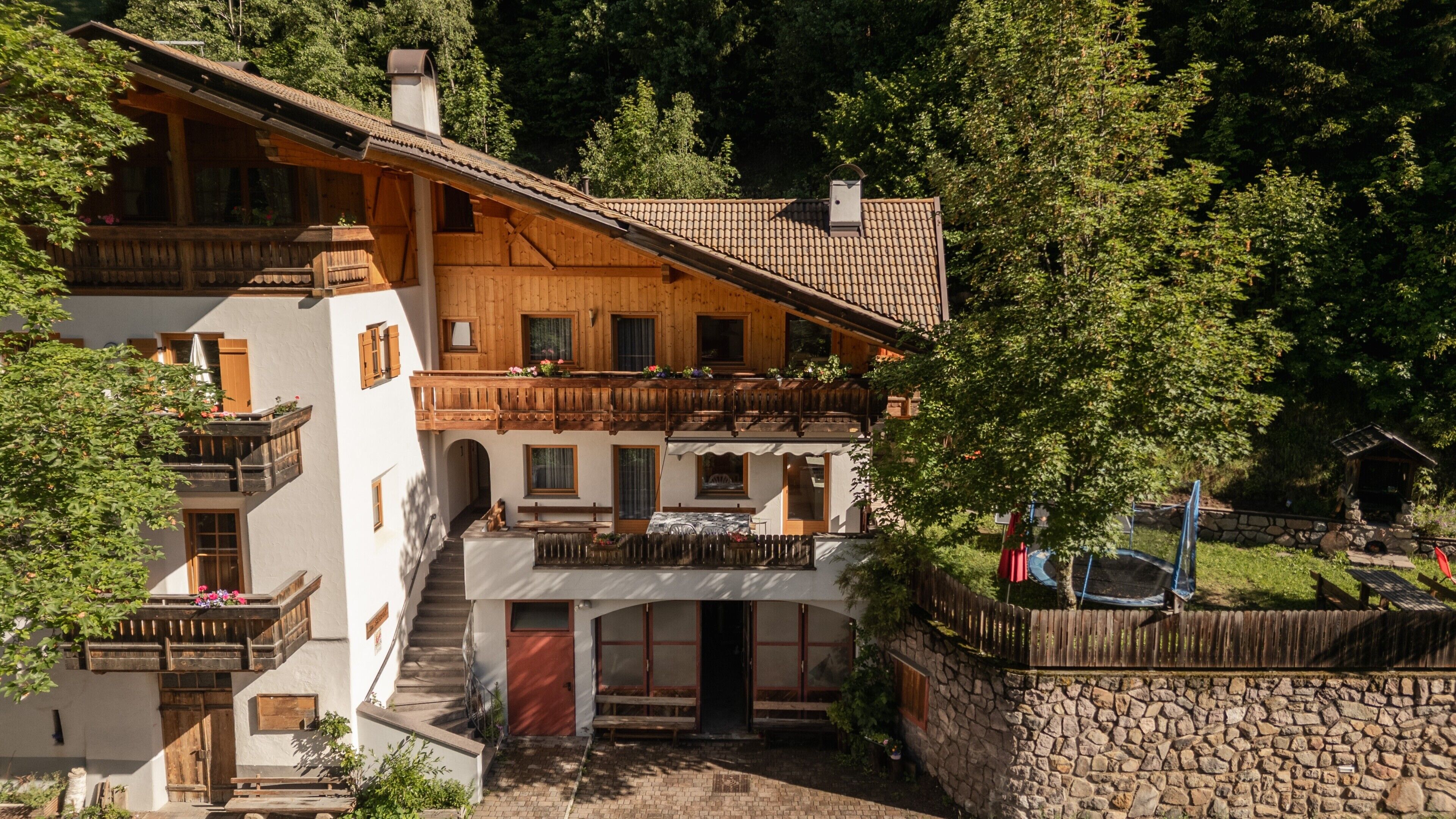 Esterni