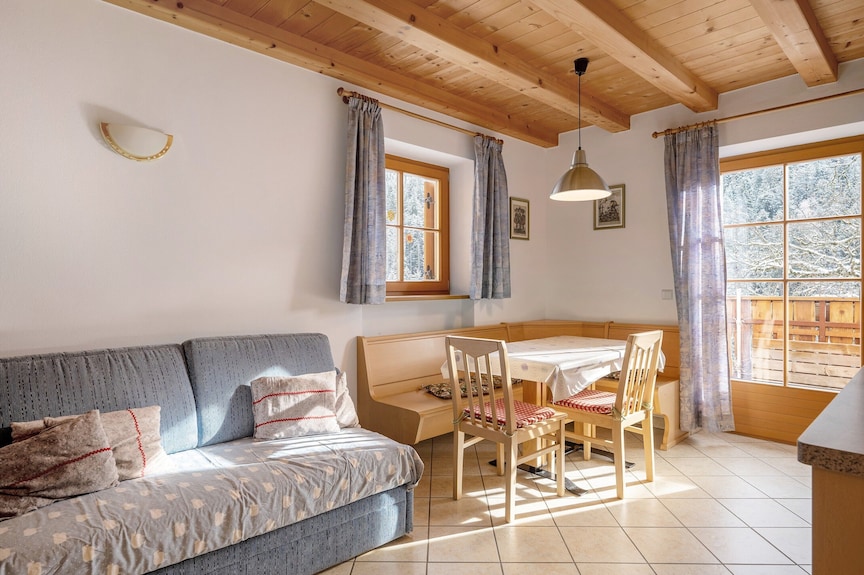 Ferienwohnung 'Heinzenhof 3' Mit Bergblick, Gemeinschaftsgarten Und Wi-fi - Welschnofen