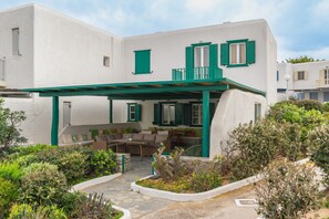 Exterior - Villa 'Afrodite  On The Sea' with Sea View, Wi-Fi and Air Conditioning (Mykonos)