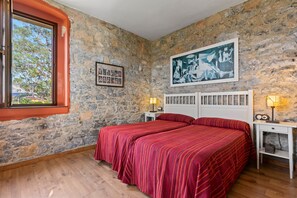 1 quarto, ferros/tábuas de passar roupa, Wi-Fi de cortesia