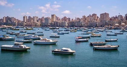 Bahri Cozy SeaView Flat