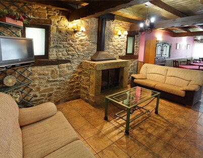 Country House 'Sierra De Tabanera' with Mountain View and Private Garden