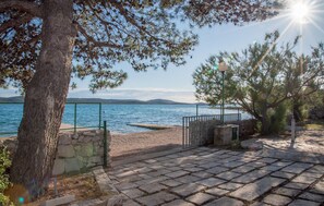 Property grounds - Amazing apartment in Pirovac (Pirovac)