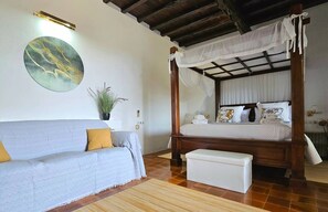 Interior - Villa 'Ses Casetes Ibiza' with Mountain View, Wi-Fi and Air Conditioning (Illes Balears)
