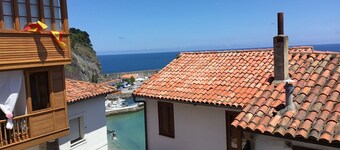 Holiday Home 'El Canto De Las Gaviotas' with Sea View, Balcony and Wi-Fi