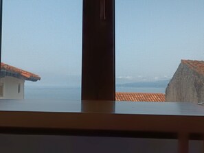 Interior - Holiday Home 'Relajación Frente Al Mar' with Sea View (Lastres)