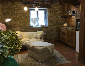 Televisión, chimenea