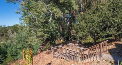 Beach Condo Retreat Walk to Award-Winning Beaches!