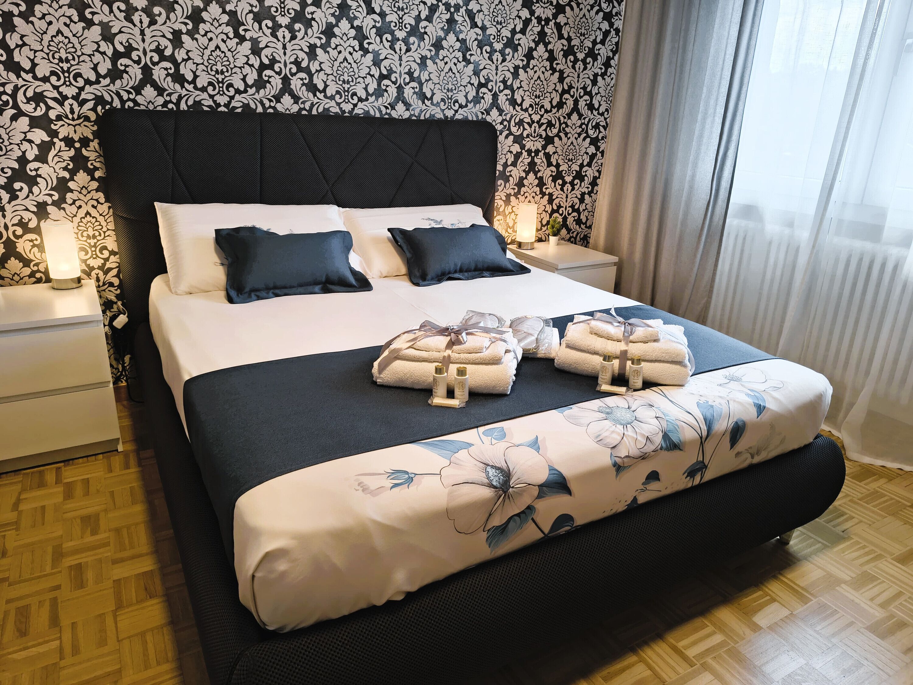 3 chambres, fer et planche à repasser, Wi-Fi gratuit, draps fournis