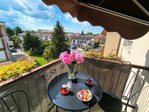 'Royal Residence' Apartment with Shared Garden, Wi-Fi, and Air Conditioning