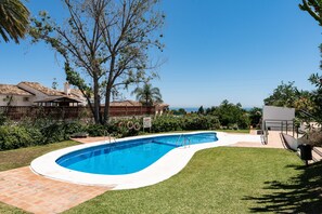 Pool - Holiday Home 'Feliz' with Sea View, Wi-Fi and Air Conditioning (Benalmadena)