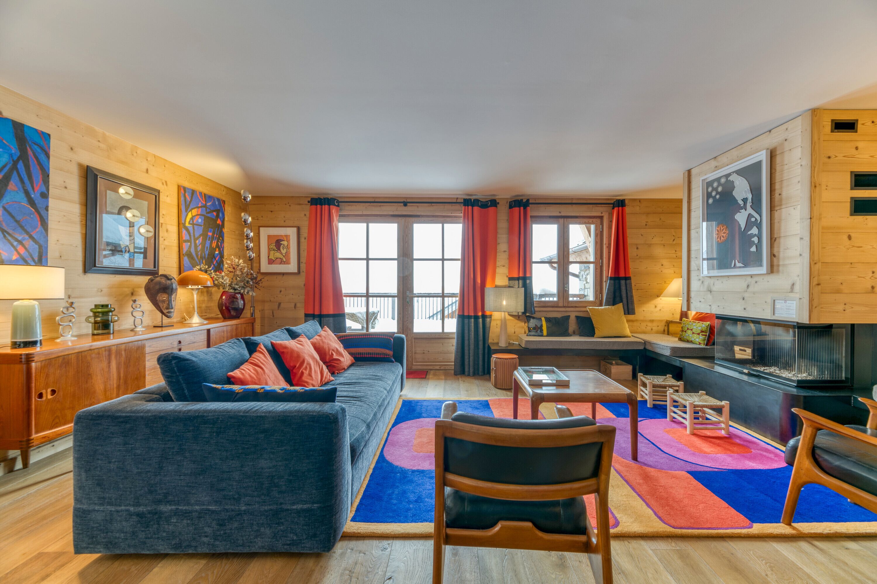 電視、壁爐、乒乓球設施