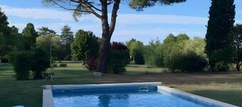 La Joye Sud Vacanza in Famiglia con Piscina Giardino e Terrazza Privata