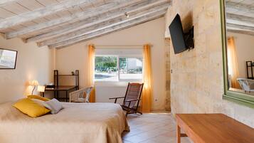 3 chambres, fer et planche Ă  repasser, Wi-Fi gratuit, draps fournis