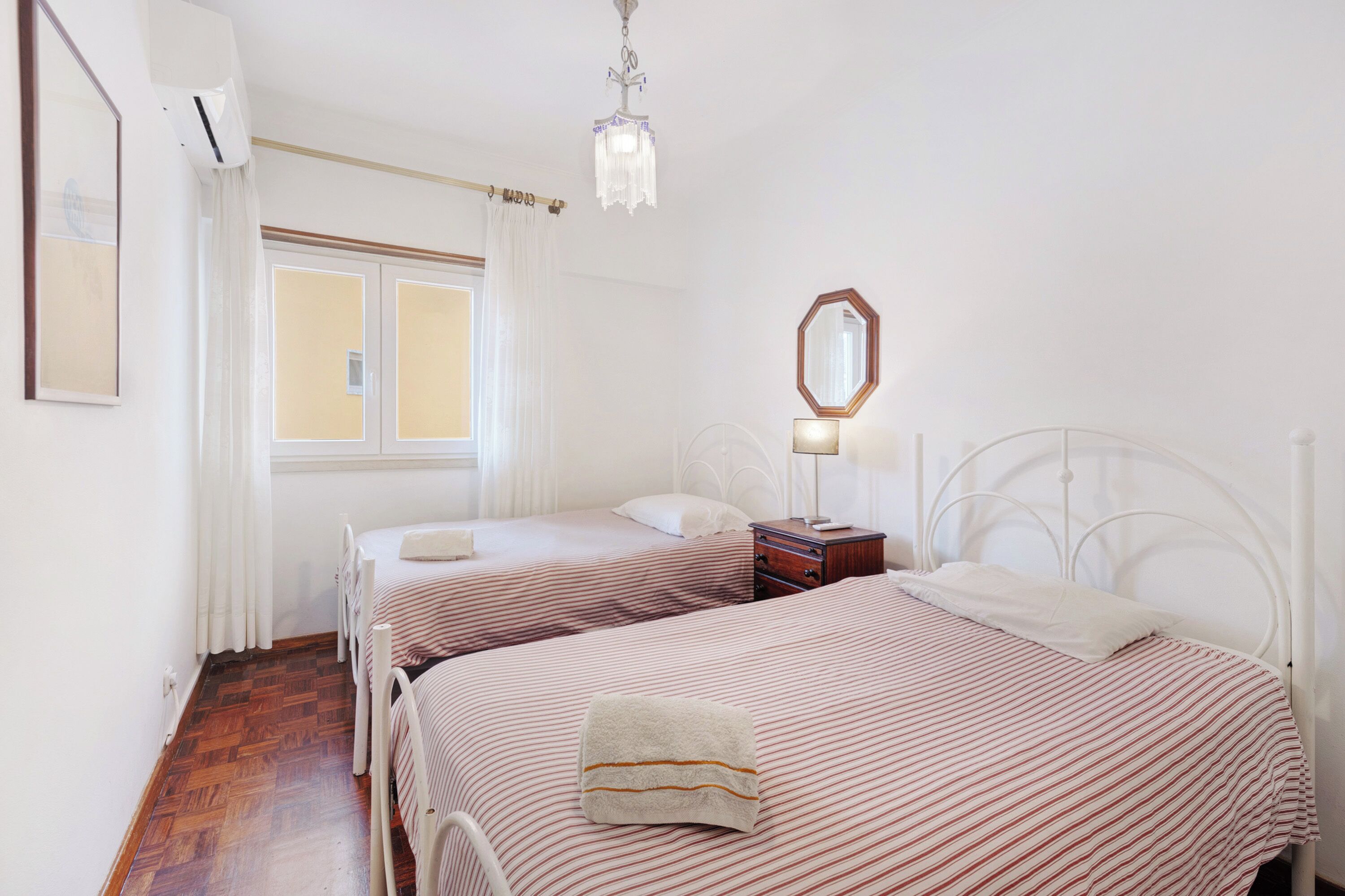 2 Schlafzimmer, Bügeleisen/Bügelbrett, kostenloses WLAN, Bettwäsche