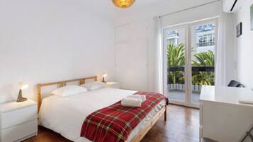 3 habitaciones, tabla de planchar con plancha y wifi gratis