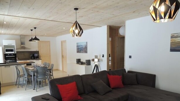 Living area - LE GITE DE BENJAMIN - BESSE AND SAINT ANASTAISE (BESSE ET SAINT ANASTAISE)