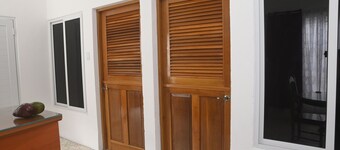 CERICOTE HOUSE, FLOWERS. SANTA ELENA, PETÉN. GUATEMALA. 3 min from the airport :D