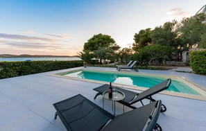Beheizter Pool