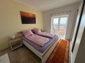 2 bedrooms, WiFi - Holiday flat with heatable pool (Umag)
