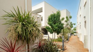 Property grounds - Beautiful duplex villa for 5 pers, air-conditioned (Sérignan)