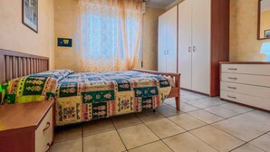 Unclassified image, 2 of 18, button - Holiday apartment with air conditioning (Bibione)