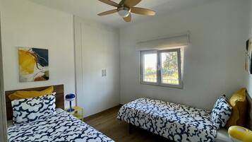 2 habitaciones, tabla de planchar con plancha y wifi gratis