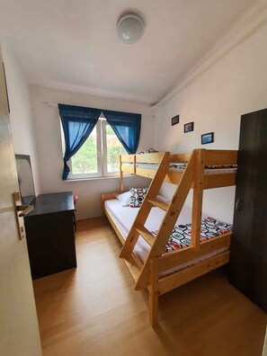 2 bedrooms, WiFi
